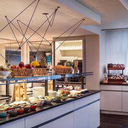 פרנקפורט Le Meridien Frankfurt מראה חיצוני תמונה The buffet at the lounge