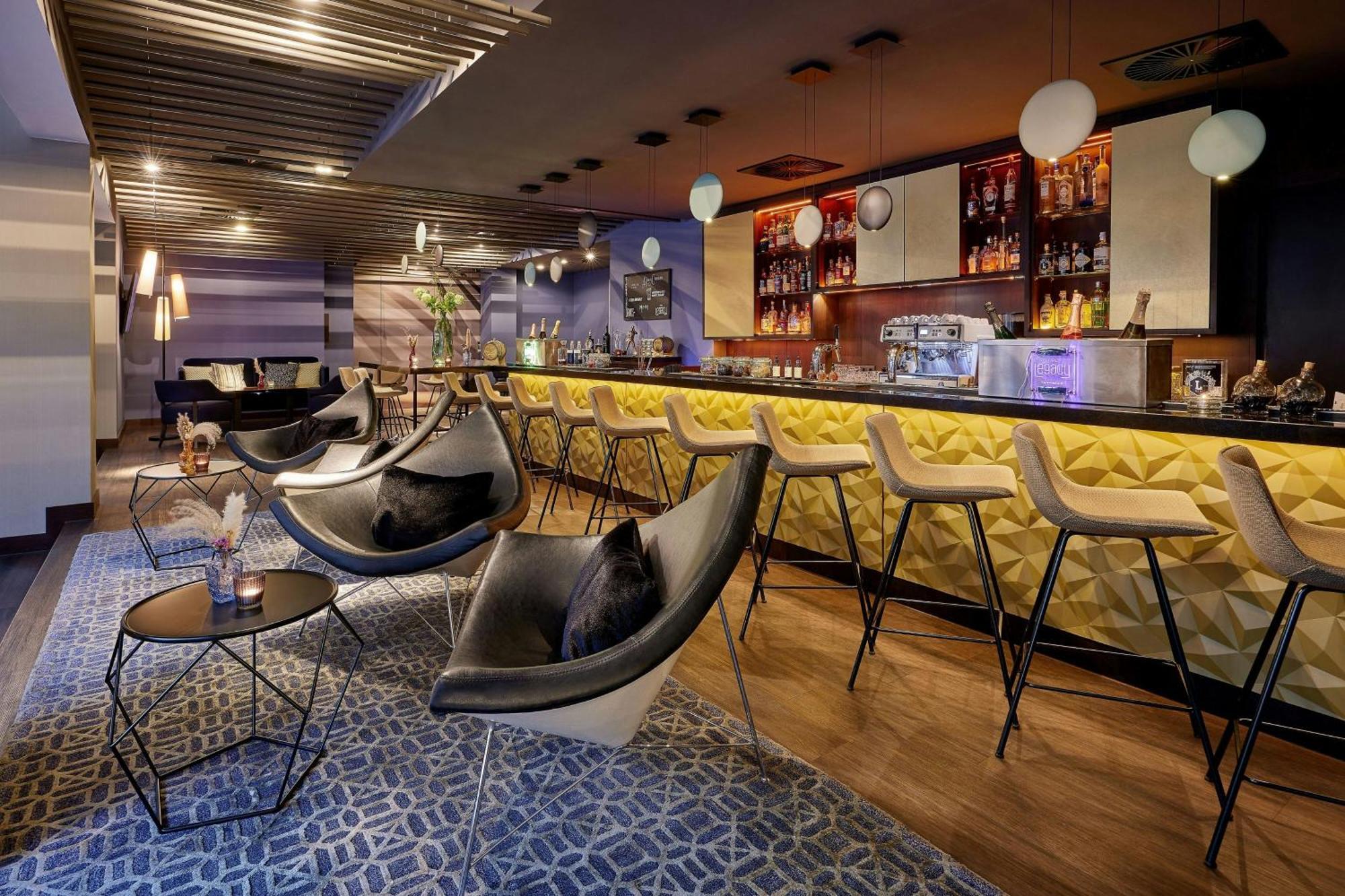 פרנקפורט Le Meridien Frankfurt מראה חיצוני תמונה The bar at the lounge